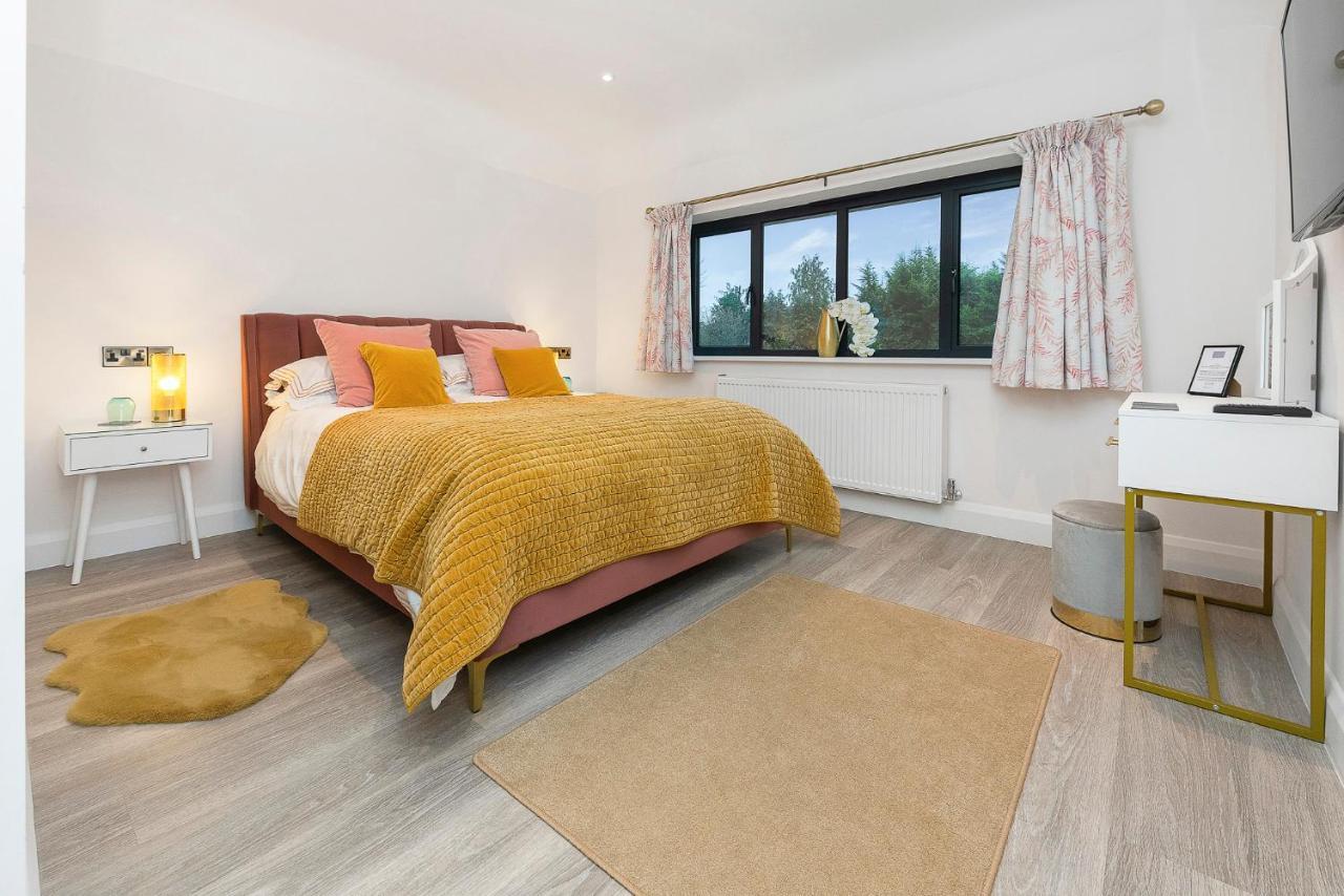 Westleigh Hotell Ashtead Eksteriør bilde