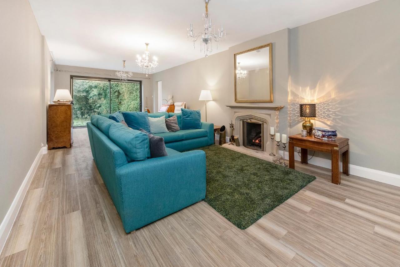 Westleigh Hotell Ashtead Eksteriør bilde