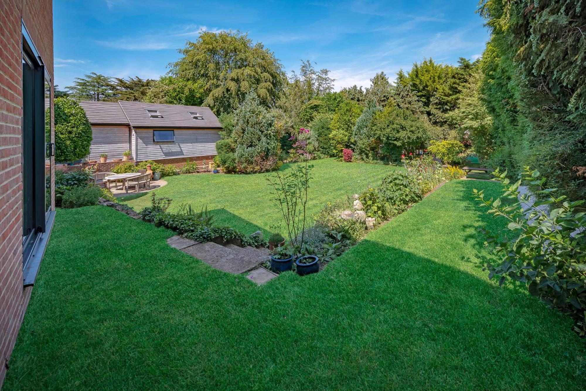 Westleigh Hotell Ashtead Eksteriør bilde